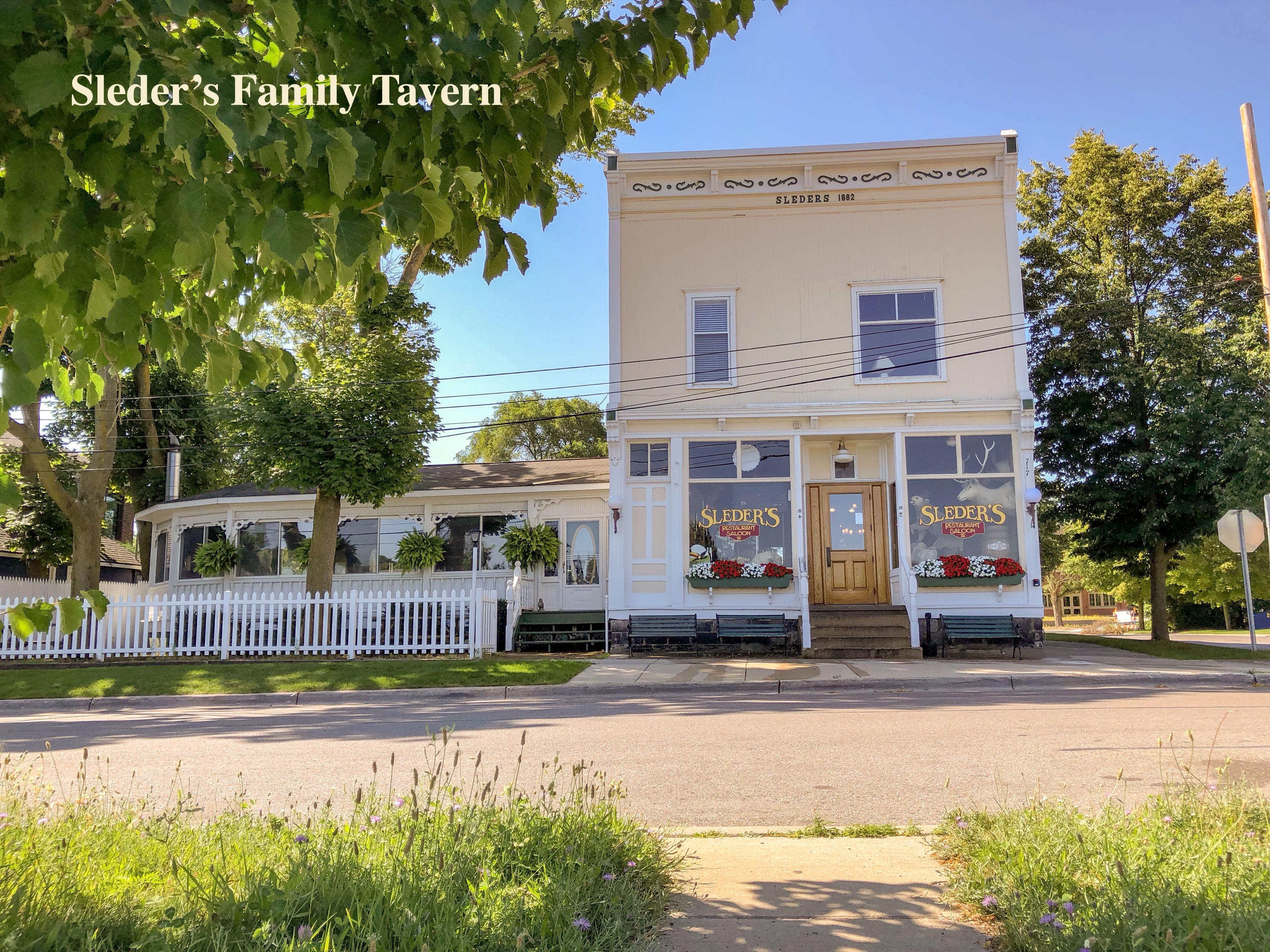 Sleder S Family Tavern 717 Randolph St Traverse City Mi